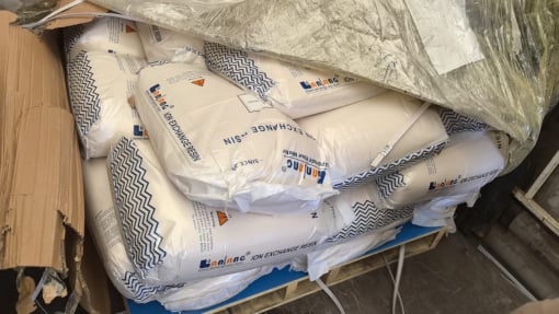 поставки щелочи